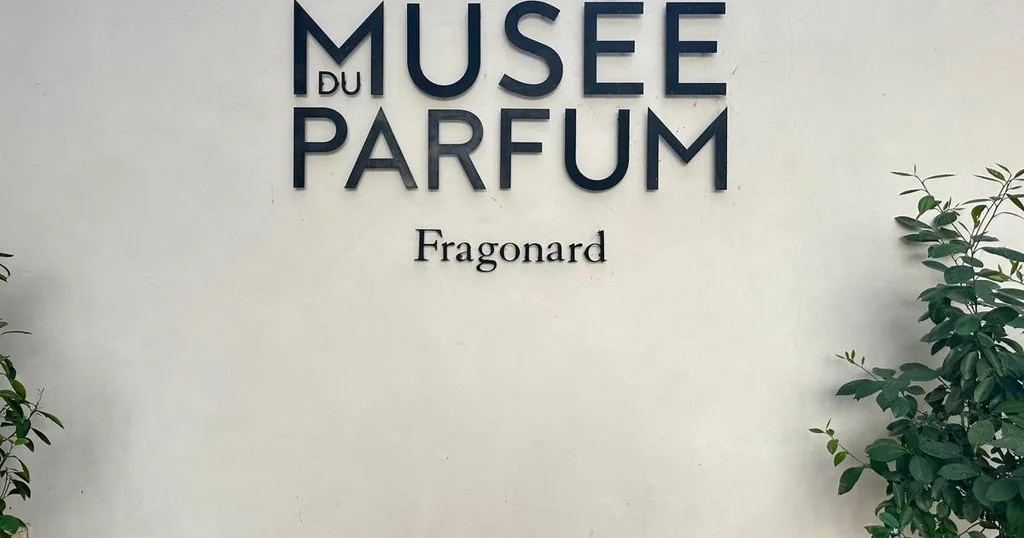 Palais Garnier Self-Guided Tour & Fragonard Perfume Museum